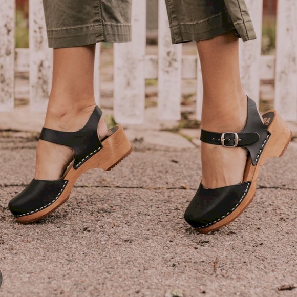 Mia Sofia black clogs - Picture 2 of 12